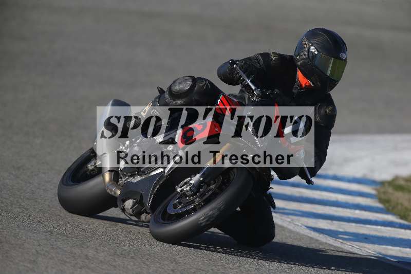 /Archiv-2024/01 26.-28.01.2024 Moto Center Thun Jerez/Gruppe gruen-green/77